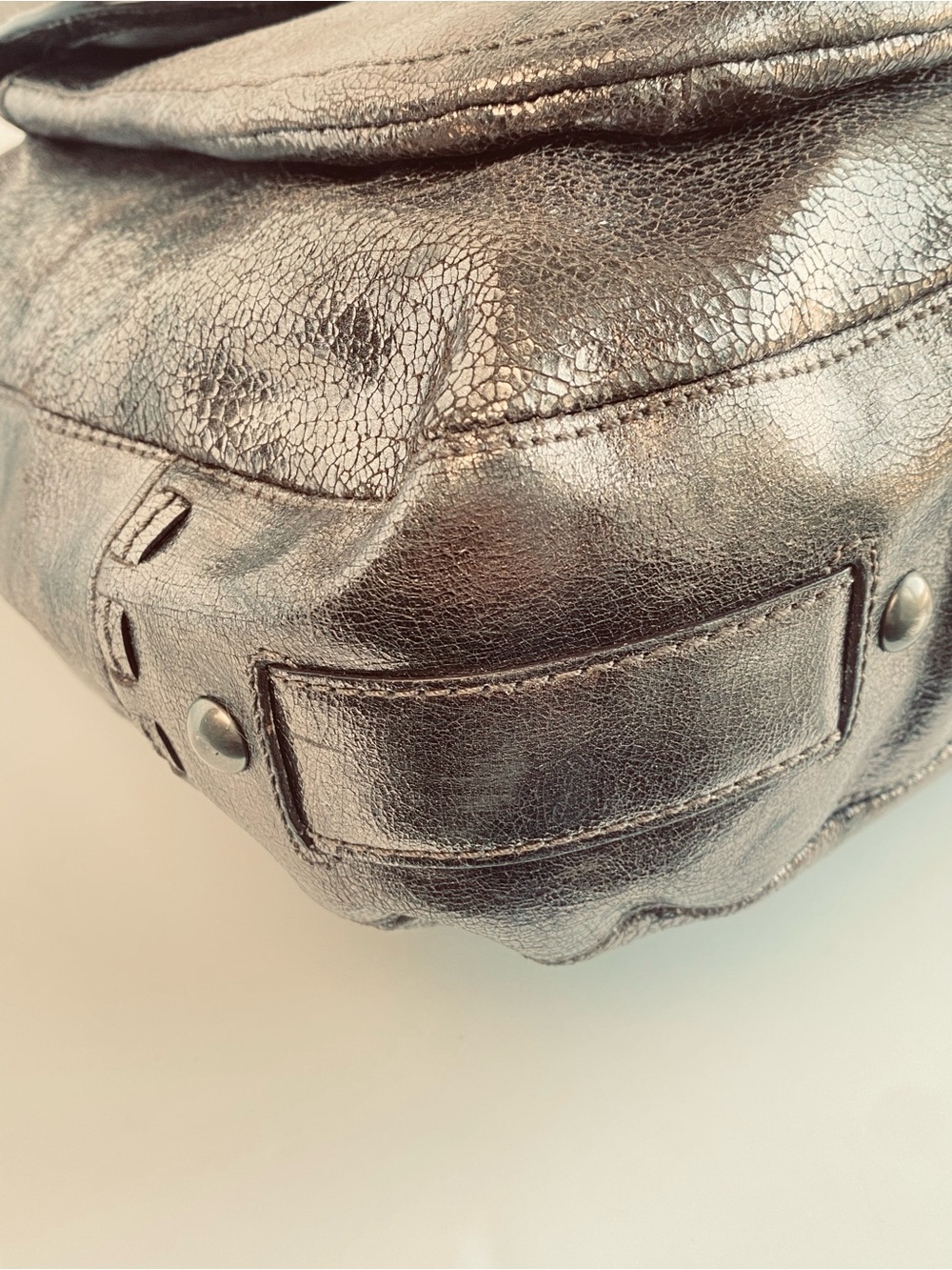 Coach XL Limited Edition Dylan in Distressed Cracked Metallic Bronze Leather - Picture 11 of 16